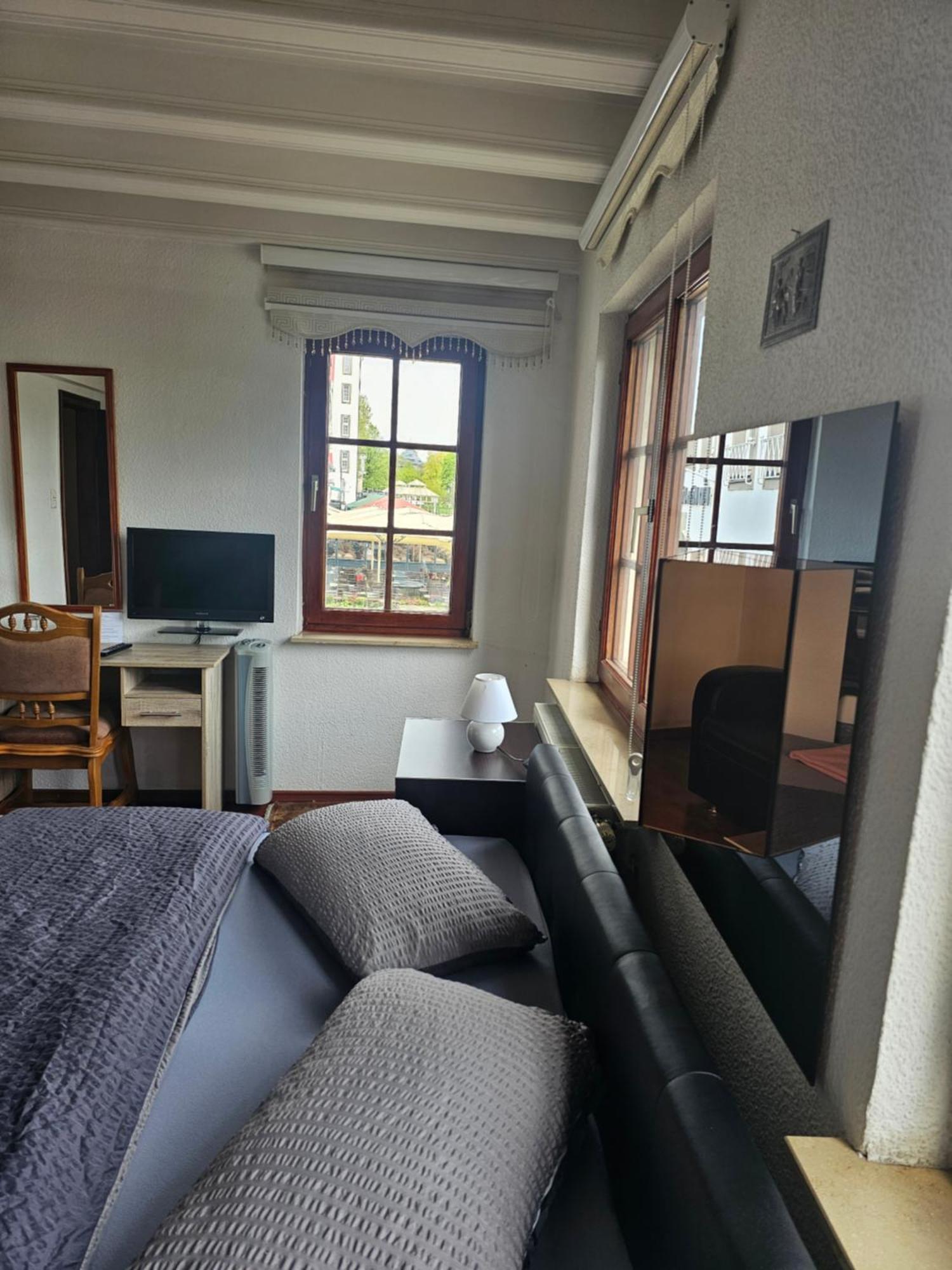 Haus Enteresan Aparthotel Köln Kültér fotó